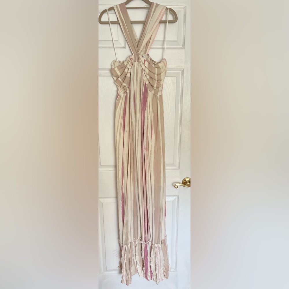 Halter neck maxi dress